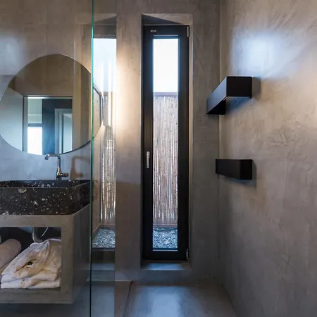 The House On The Cove فندق مبيت وإفطار Mírthios
