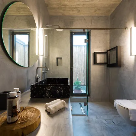 فندق مبيت وإفطار The House On The Cove *