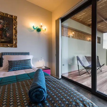 The House On The Cove فندق مبيت وإفطار Mírthios